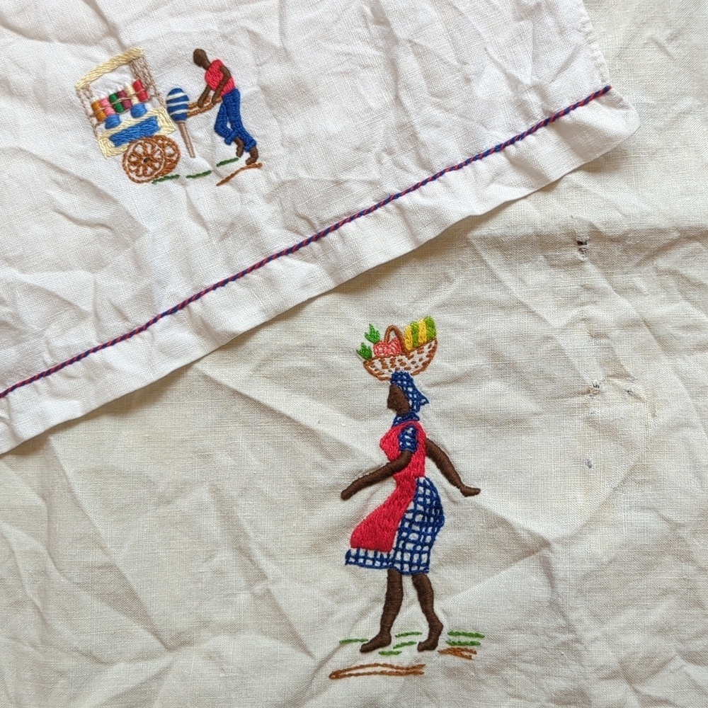 Pair Of Vintage Fingertip Towels